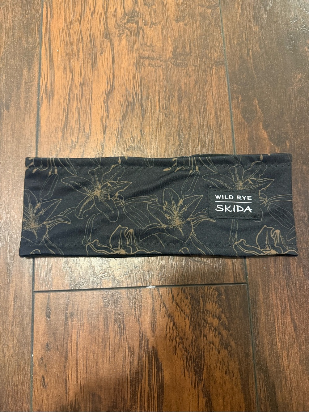 Skida x Wild Rye Nordic Headband Lily Black